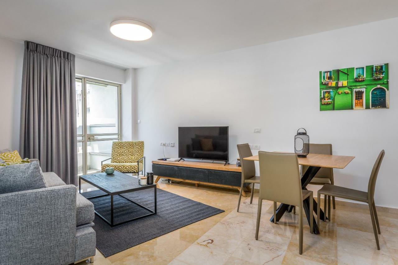 Dizengoff Square Superb 1 Bedroom With Balcony Тел Авив Екстериор снимка