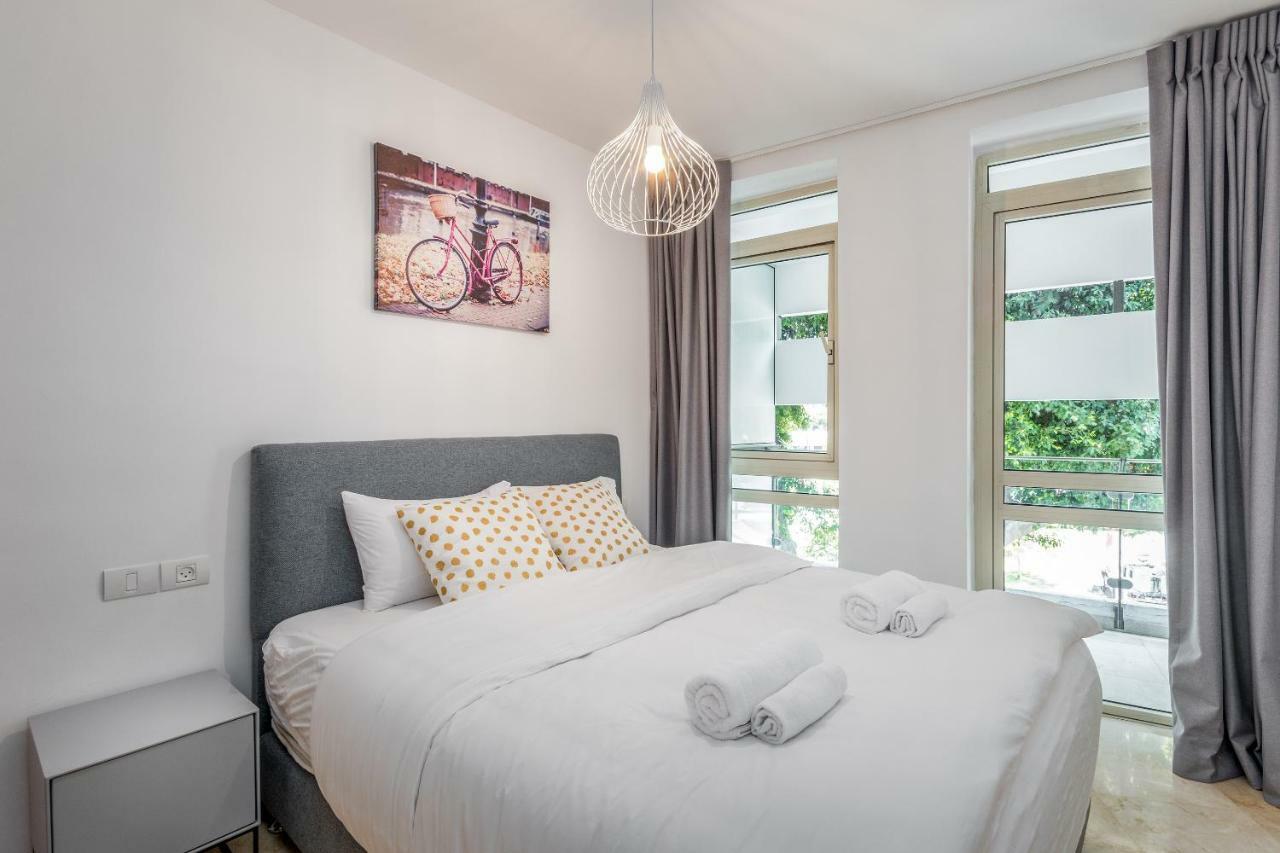 Dizengoff Square Superb 1 Bedroom With Balcony Тел Авив Екстериор снимка